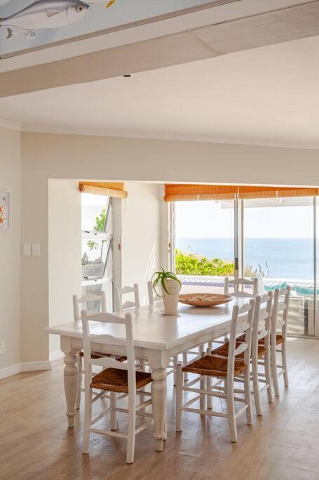 La Petite Baleine Oceanfront Luxury Villa De Kelders Εξωτερικό φωτογραφία
